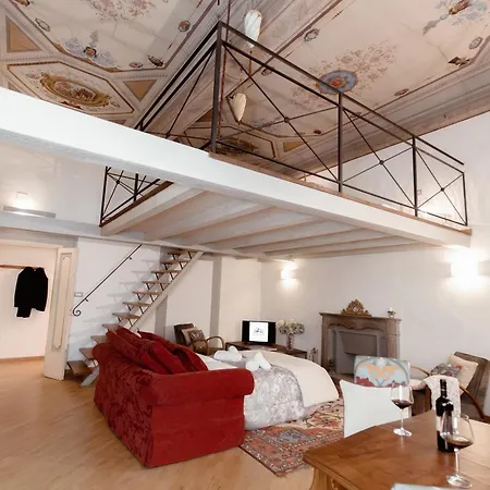 Elegant Loft Serragli Apartman Firenze
