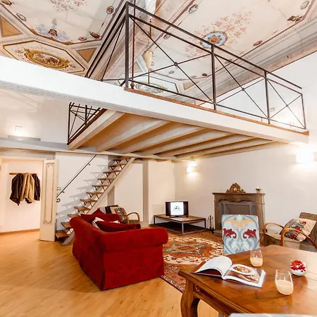 Elegant Loft Serragli *