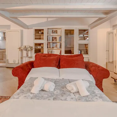 Elegant Loft Serragli * Florence